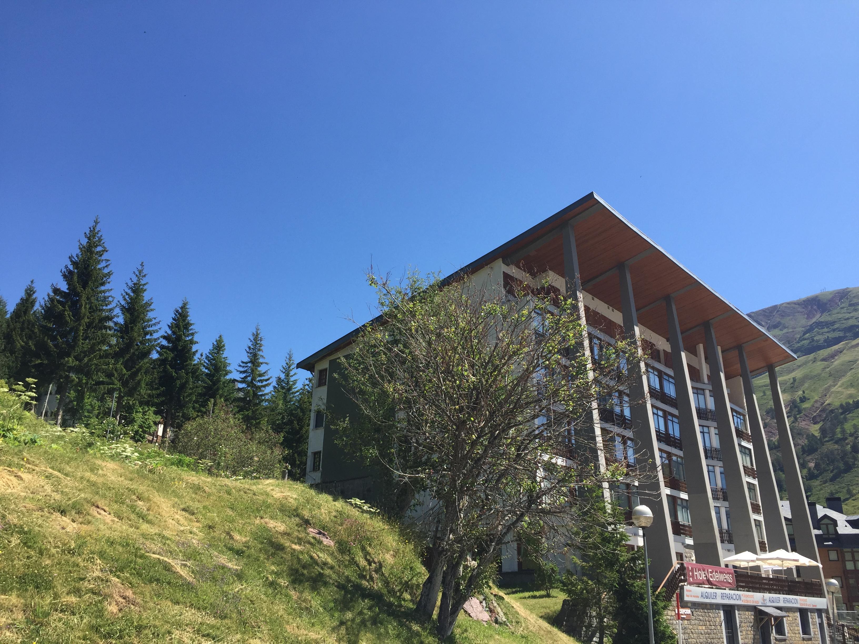 Hotel Edelweiss Candanchú エクステリア 写真