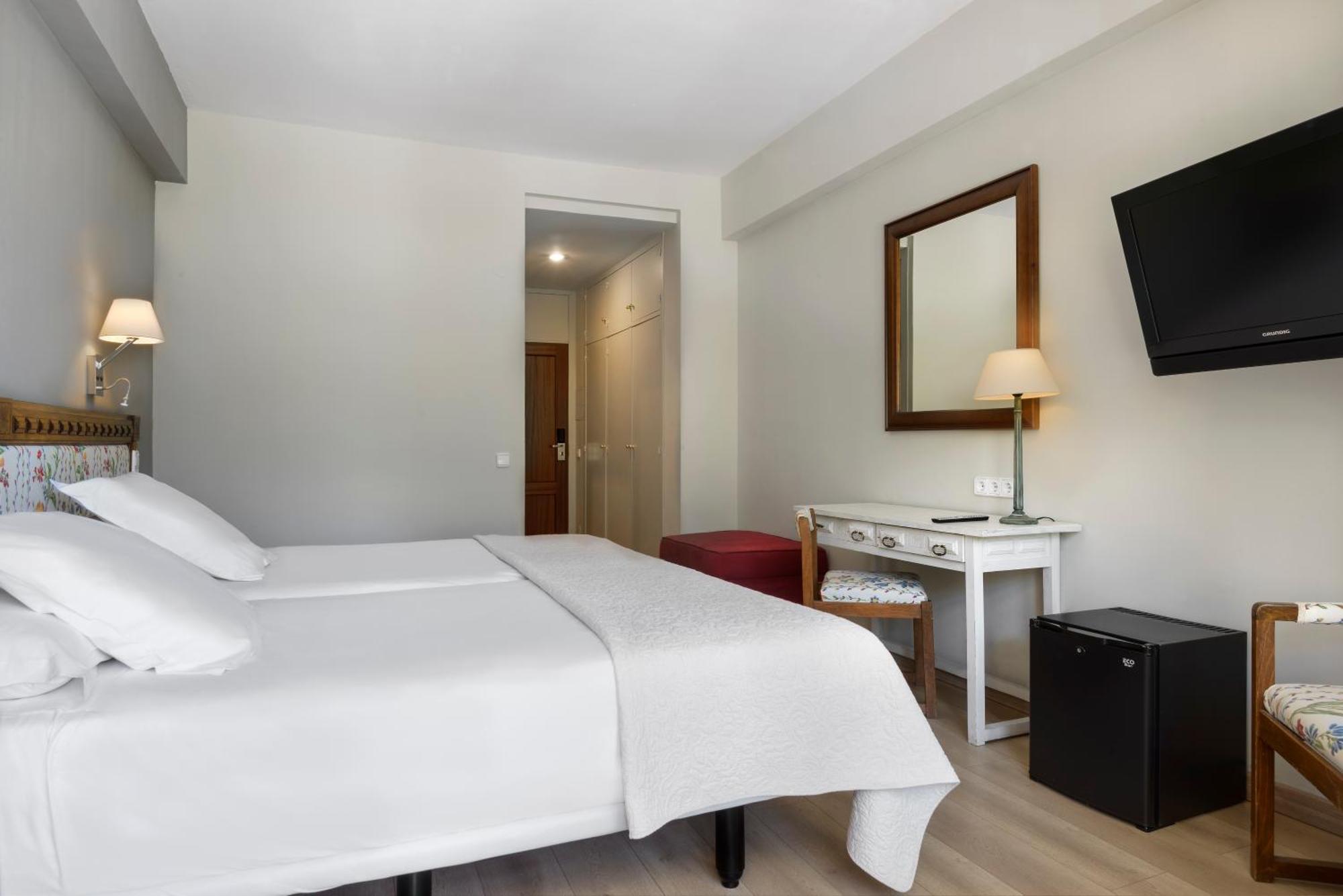 Hotel Edelweiss Candanchú エクステリア 写真